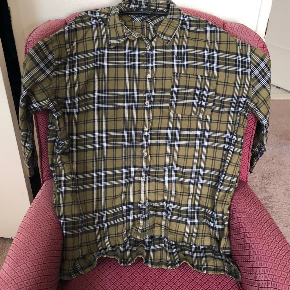 Like new green flannel ✨